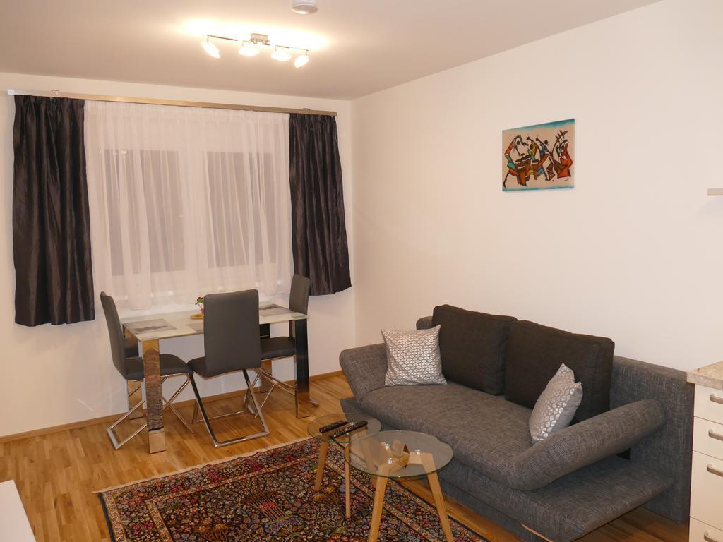 Chads City Apartment mit Tiefgarage Graz Exterior foto